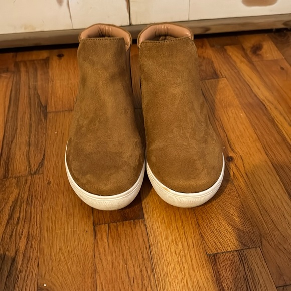 Booties - Picture 1 of 4